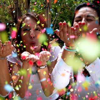 Importance of having a female friend in your Life