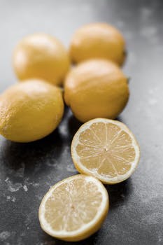 Lemon Juice- Home Remedies For Open Pores On Face
