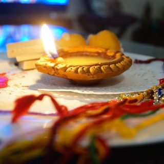 Rakhi - A Knot that strengthens Sister and Brother Bond